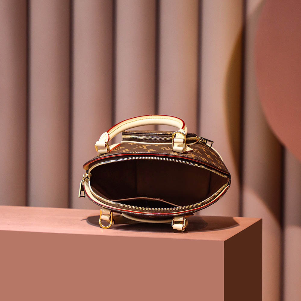 Louis Vuitton Ellipse PM M46196 - DopestKickz