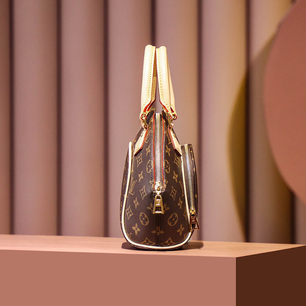 Louis Vuitton Ellipse PM M46196 - DopestKickz