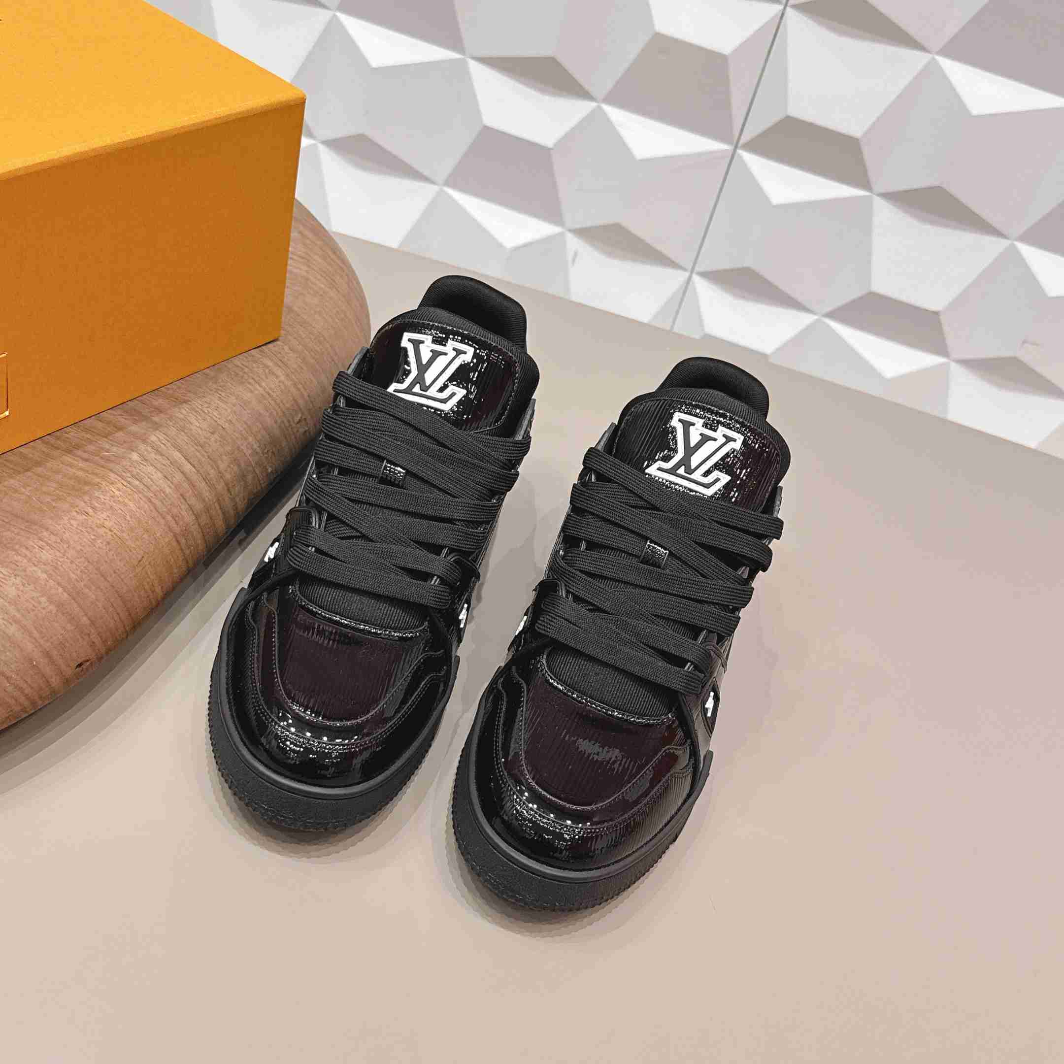 Louis Vuitton Trainer Sneaker 1AJ027 - DopestKickz
