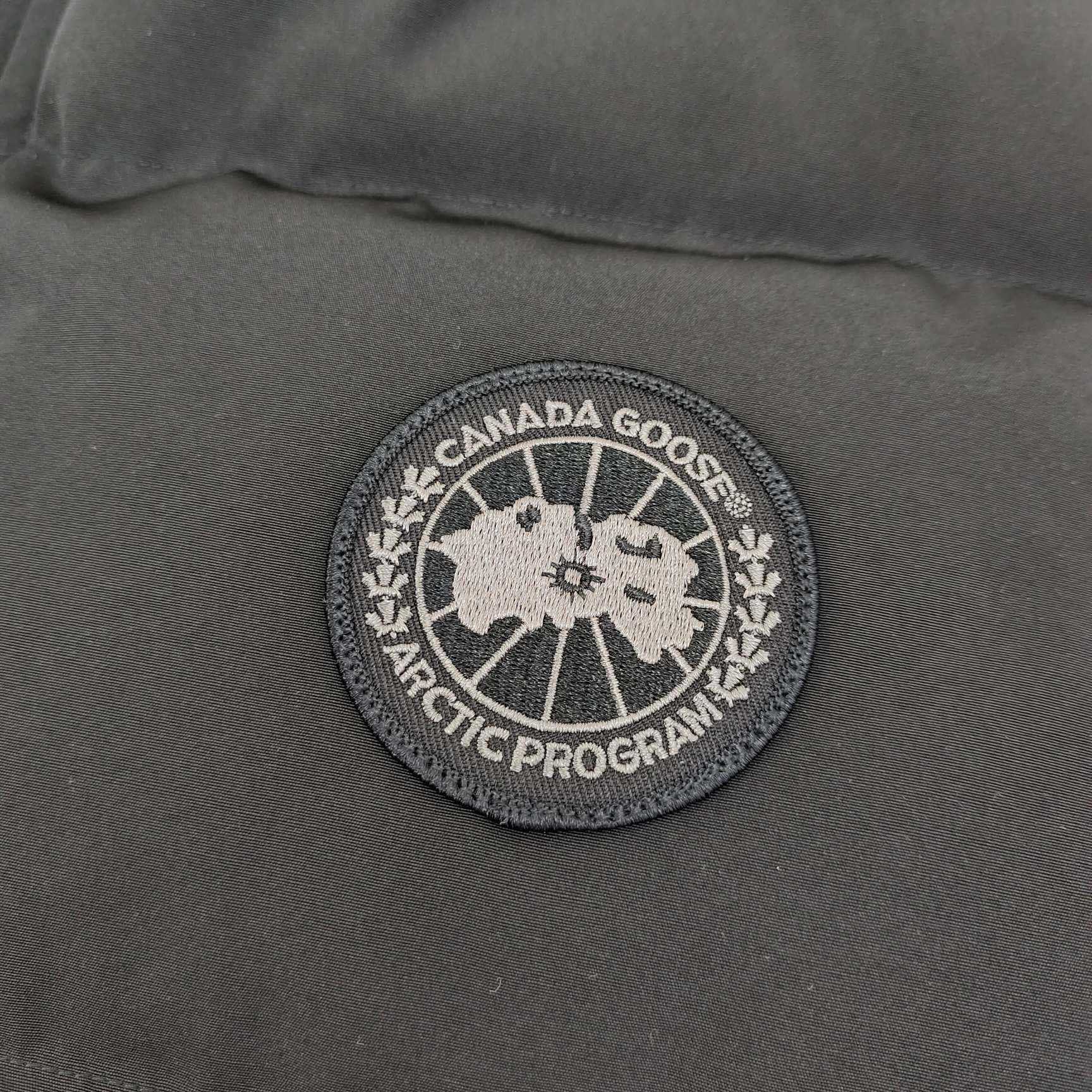 Canada Goose Garson Vest Black Label - DopestKickz