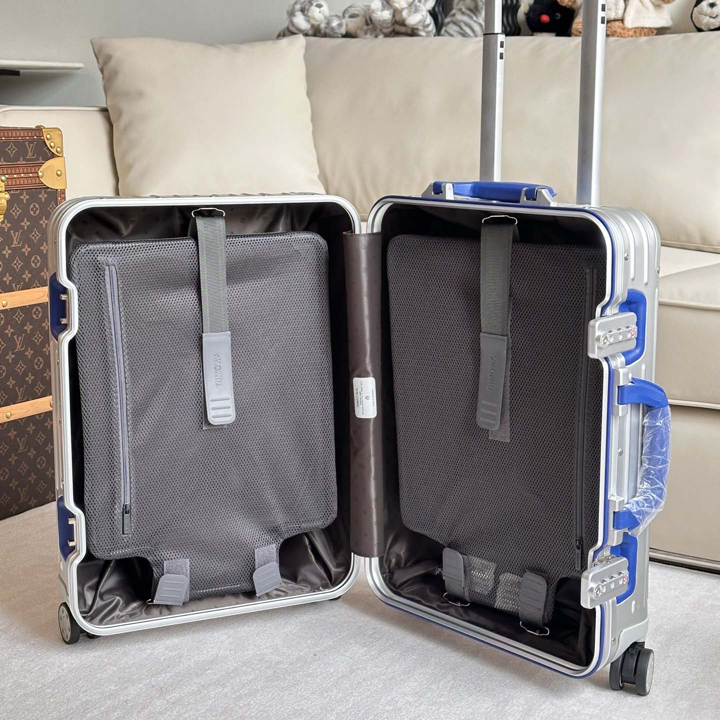 Rimowa Original Cabin Twist  - DopestKickz