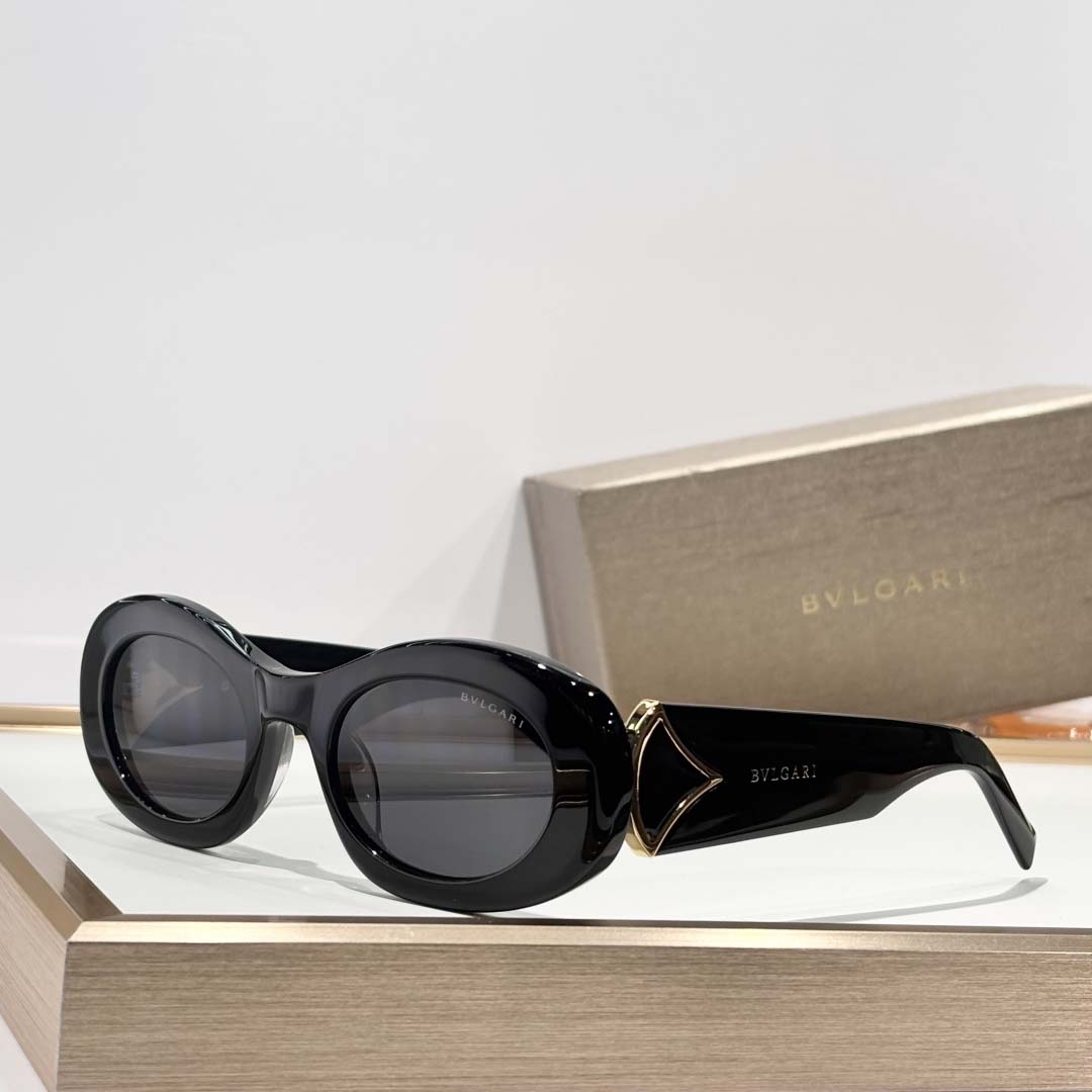 Bvlgari BV40070I Sunglasses    - DopestKickz