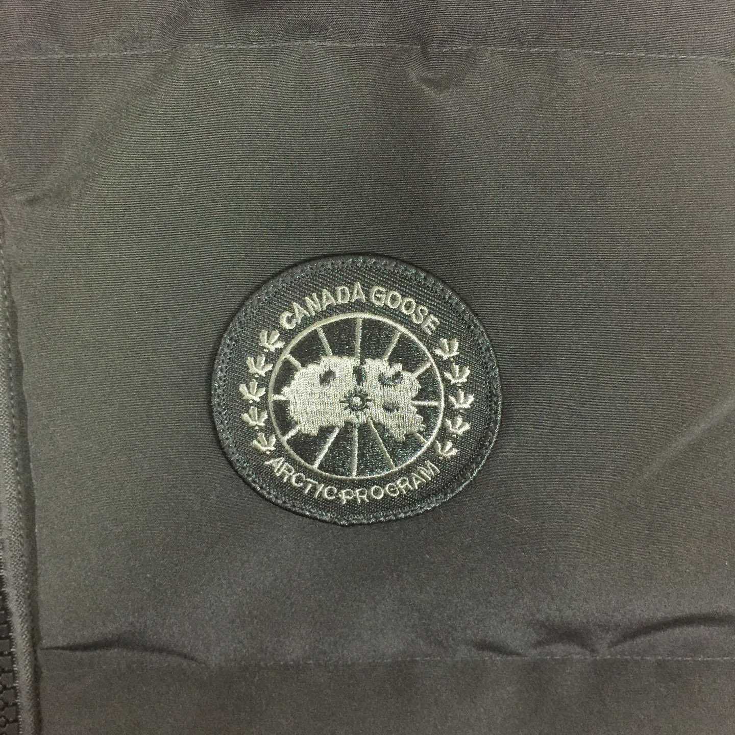 Canada Goose Grandview Cropped Vest Black Label - DopestKickz