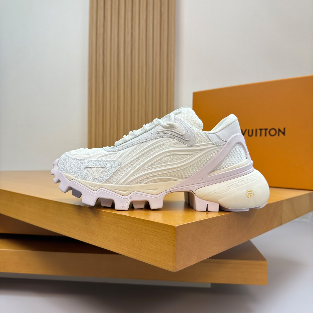 Louis Vuitton Summit Sneaker 1AJAEJ - DopestKickz