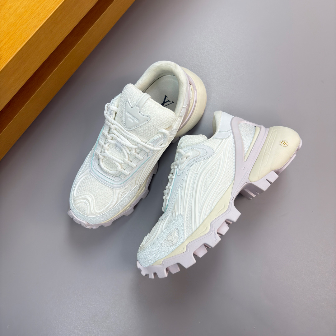 Louis Vuitton Summit Sneaker 1AJAEJ - DopestKickz