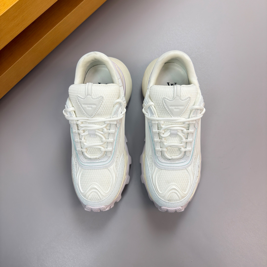 Louis Vuitton Summit Sneaker 1AJAEJ - DopestKickz