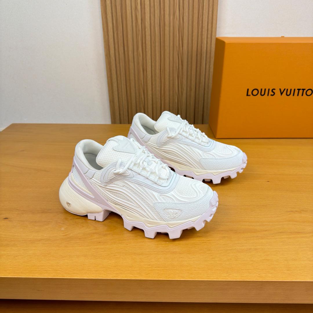 Louis Vuitton Summit Sneaker 1AJAEJ - DopestKickz