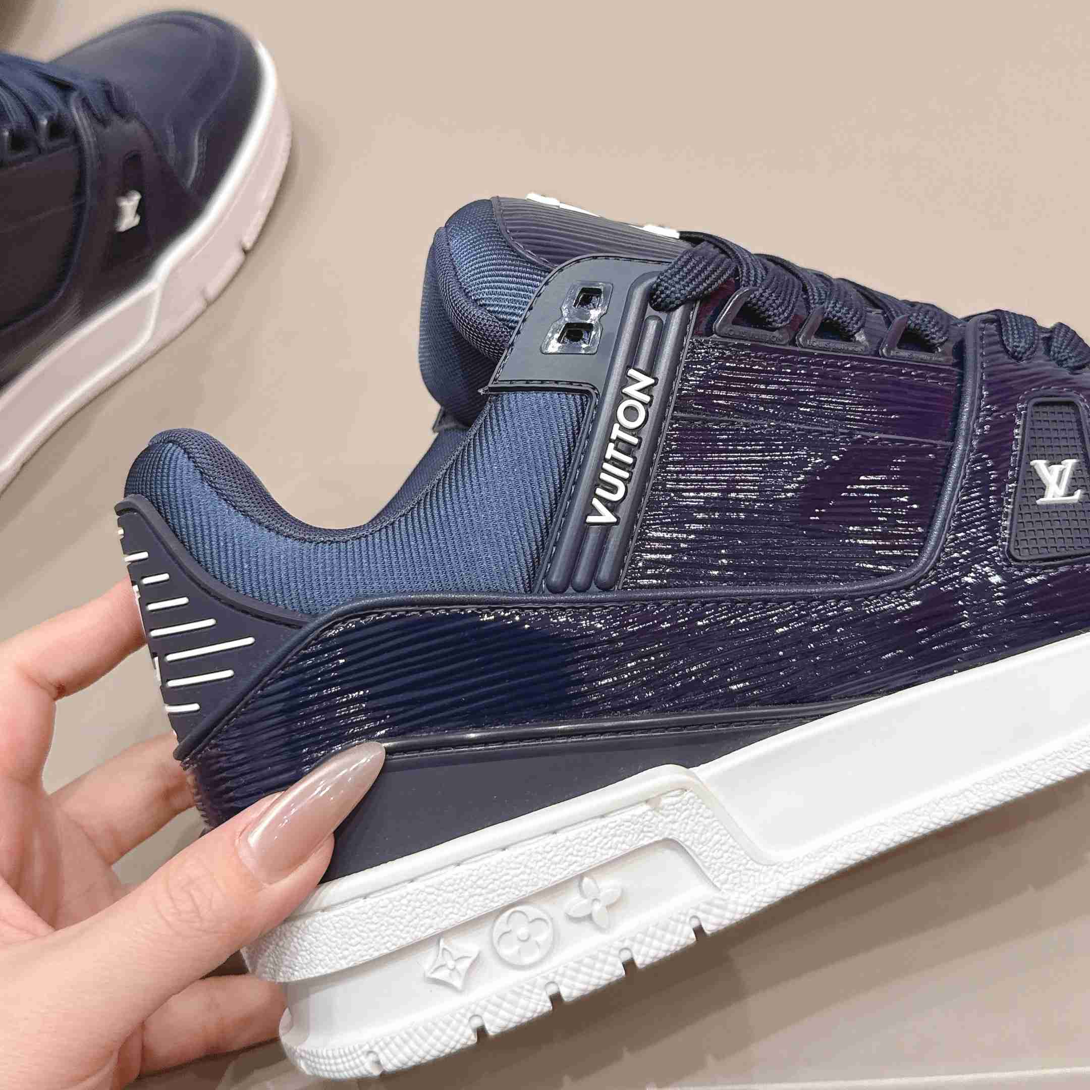 Louis Vuitton Trainer Sneaker 1AJ067 - DopestKickz