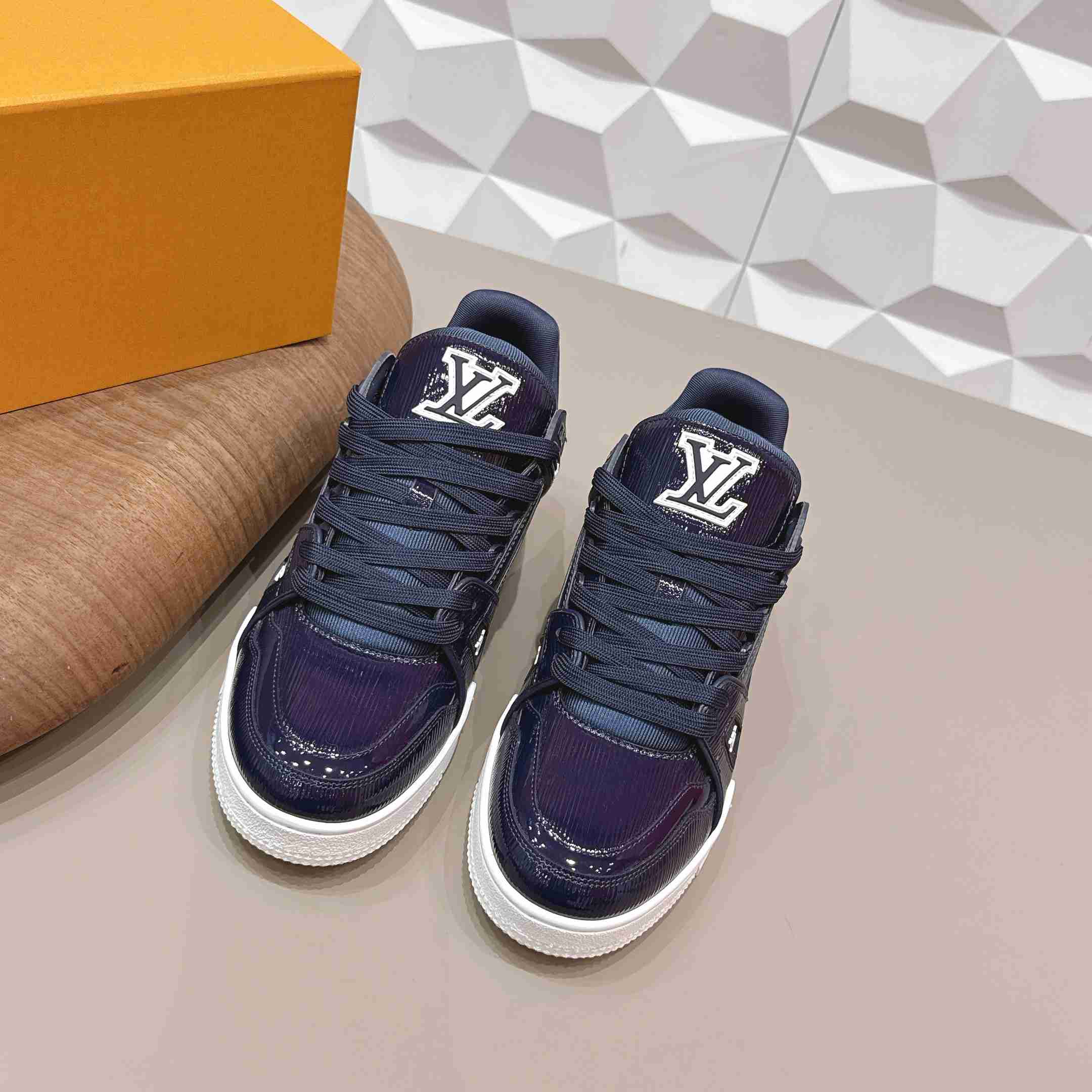 Louis Vuitton Trainer Sneaker 1AJ067 - DopestKickz