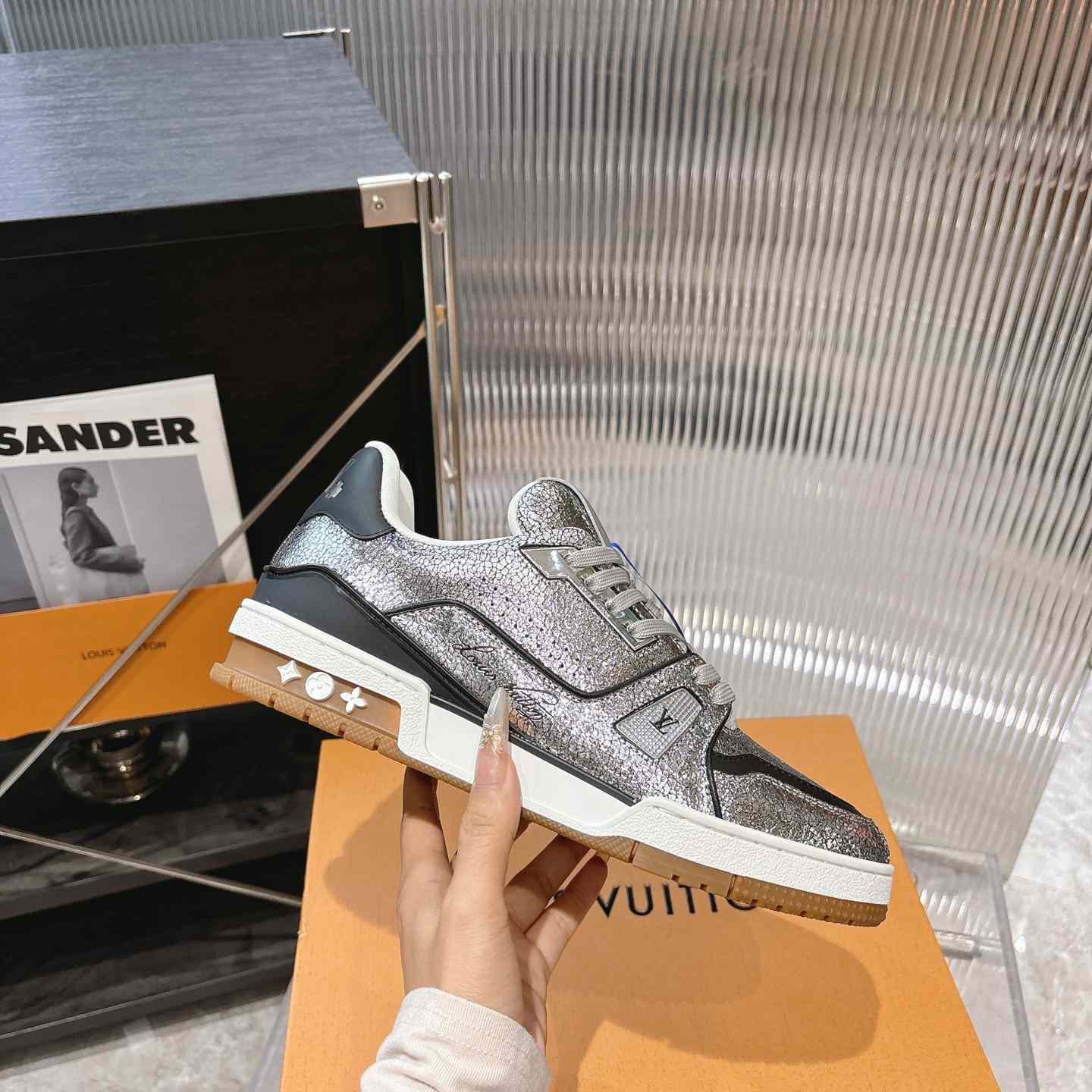 Louis Vuitton LV Trainer Sneaker    1AJ979 - DopestKickz