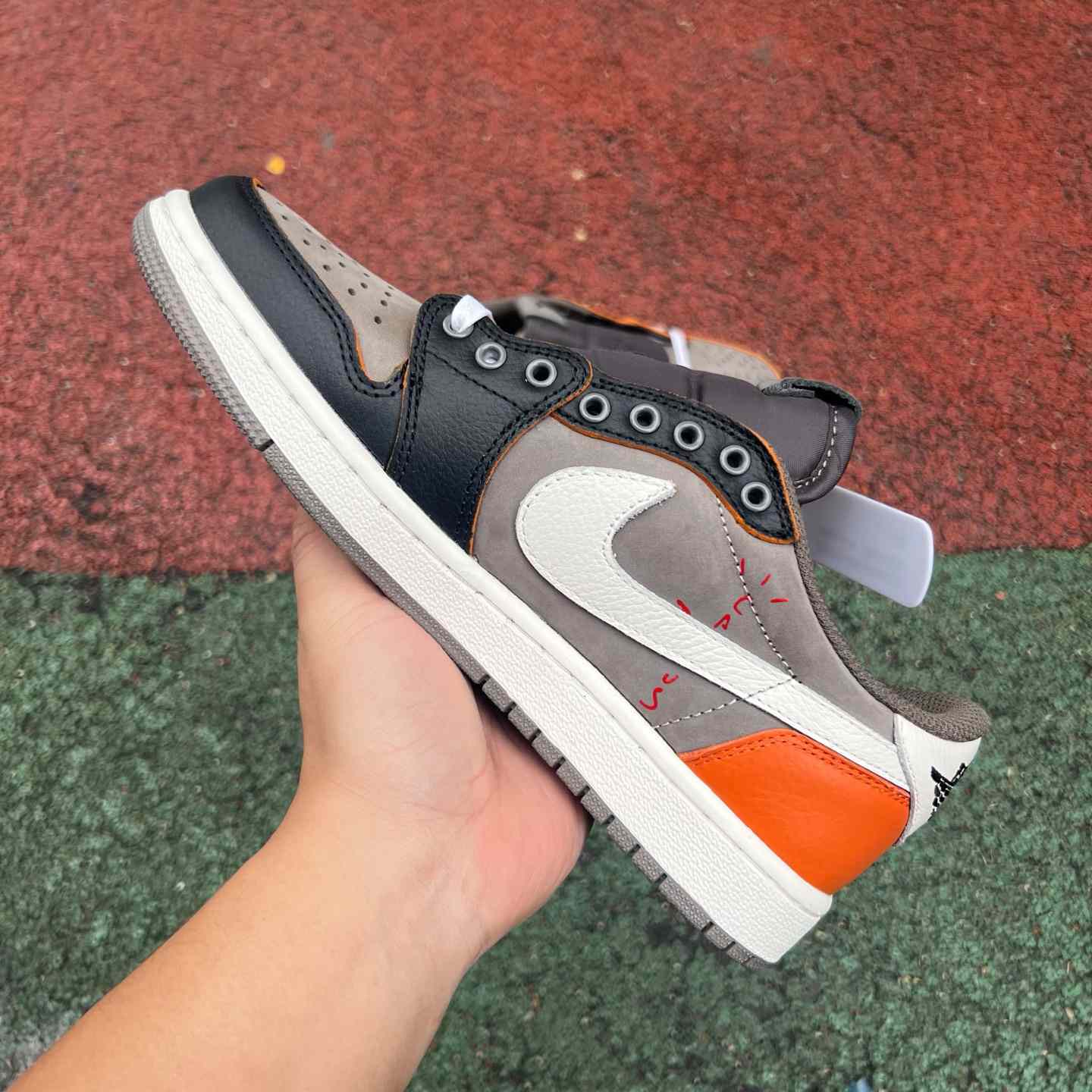 Travis Scott x Jordan Air Jordan 1 Low OG  Sneaker  - DopestKickz