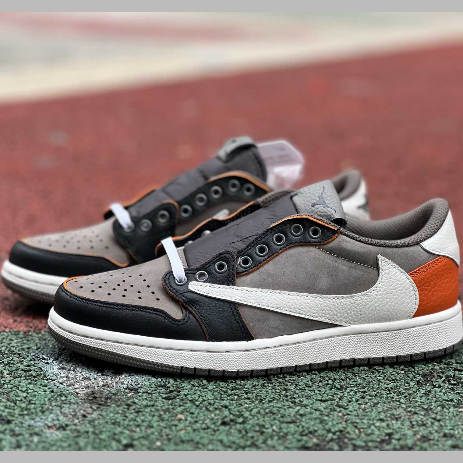 Travis Scott x Jordan Air Jordan 1 Low OG  Sneaker  - DopestKickz