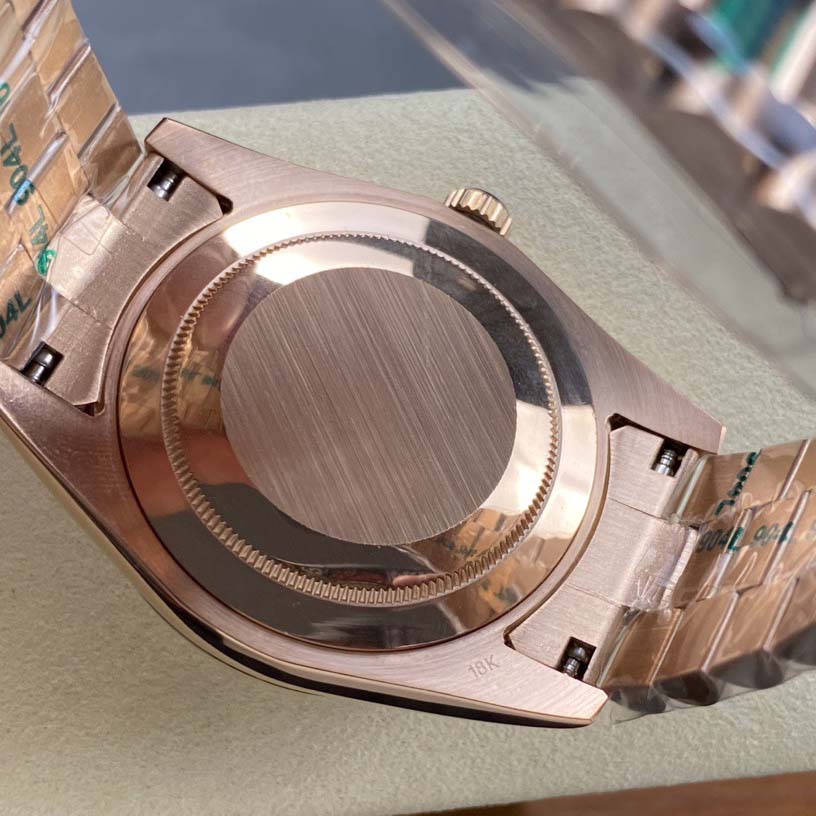 Rolex Day-Date 40mm - DopestKickz