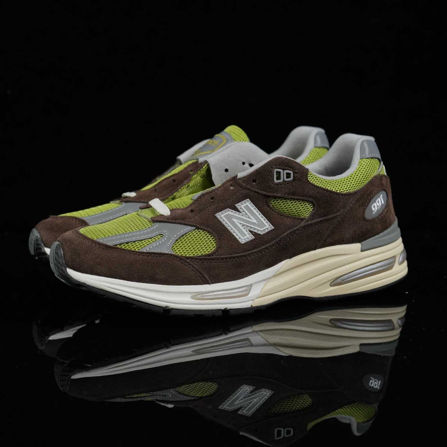 KITH x Danielle Cathari X New Balance Reverse Matcha    U991CK2 - DopestKickz