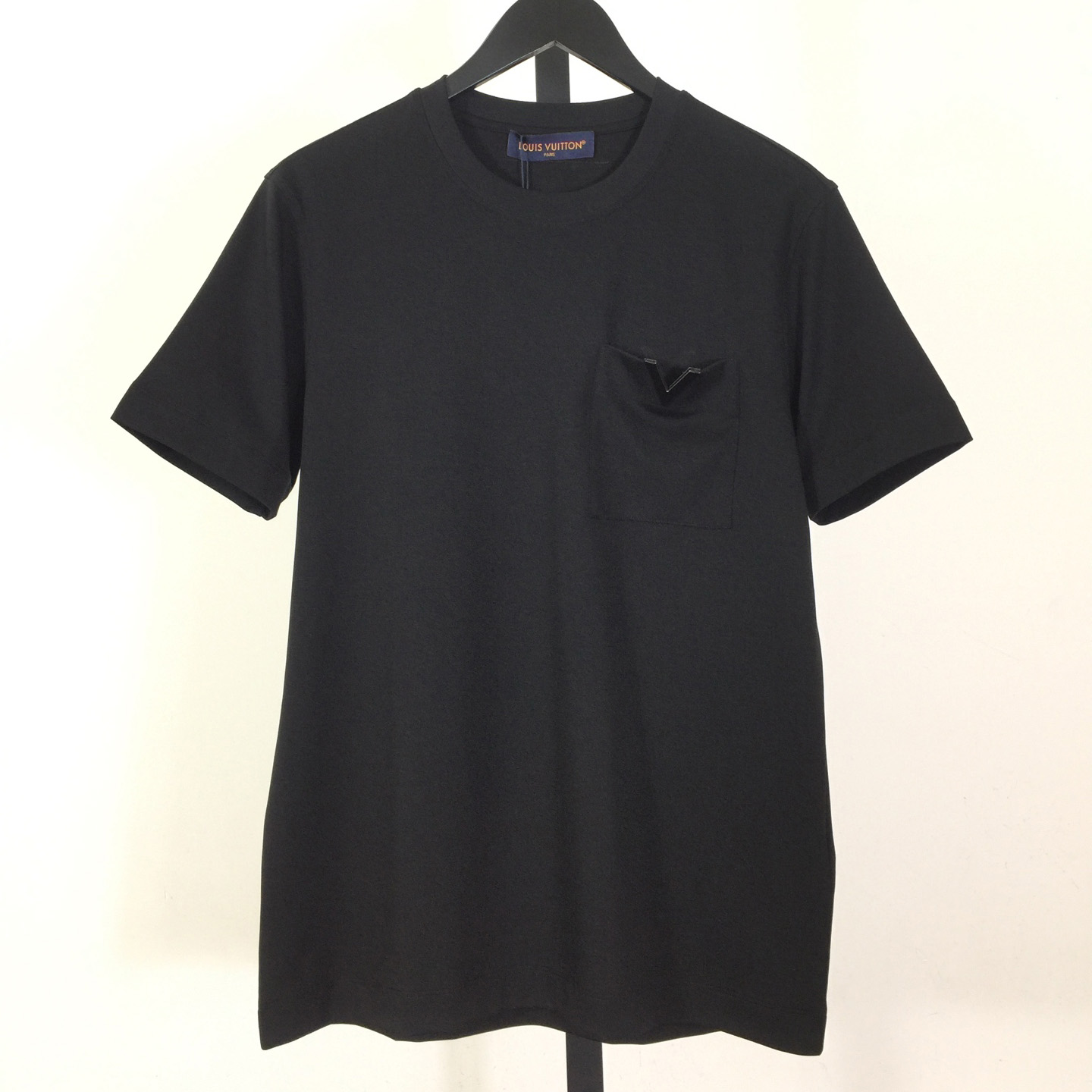Louis Vuitton V Pocket Logo T-shirt - DopestKickz