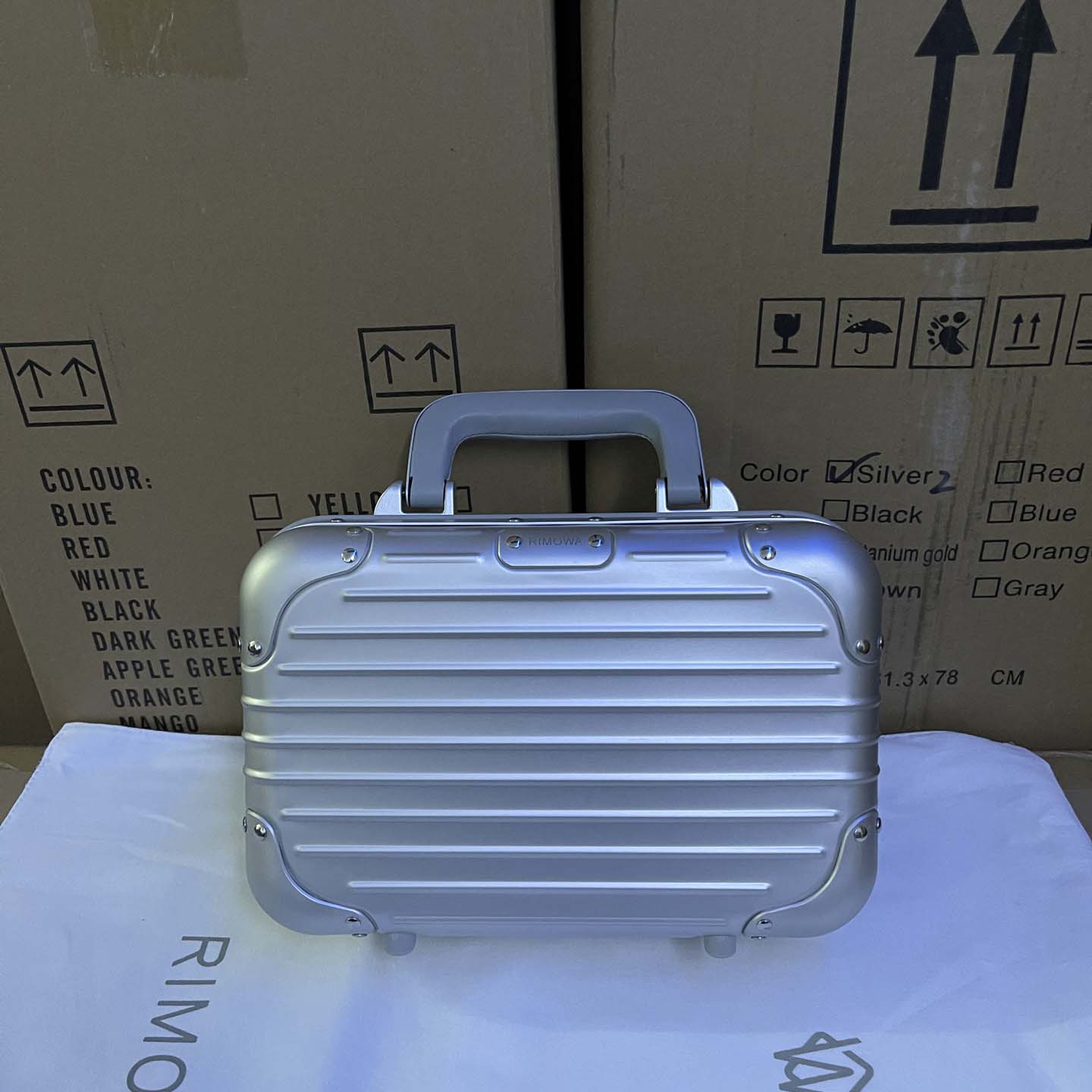 Rimowa Original - Aluminum Cross-Body Bag  - DopestKickz