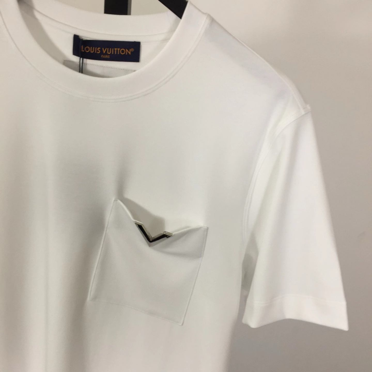 Louis Vuitton V Pocket Logo T-shirt - DopestKickz