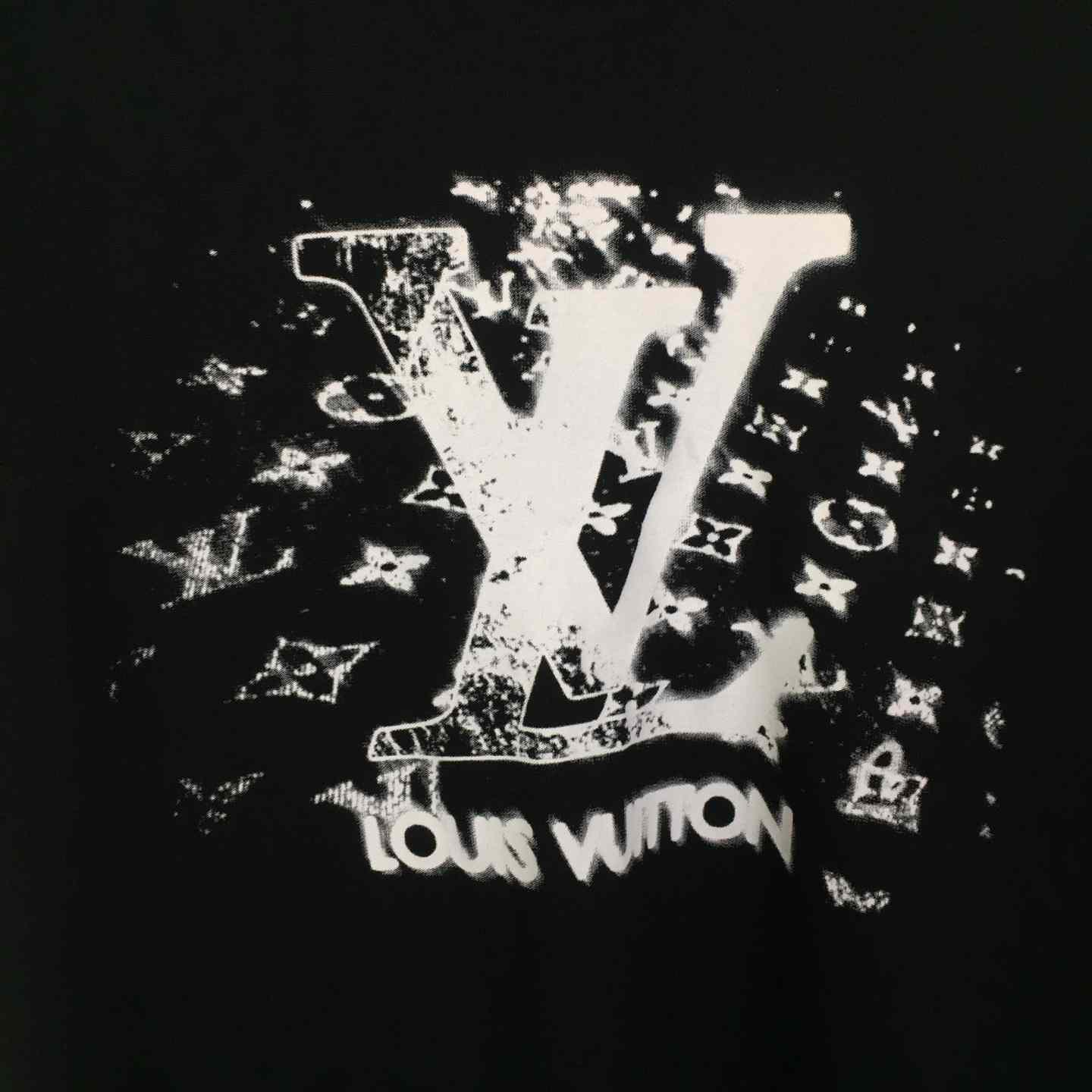 Louis Vuitton Distressed Graphic T-shirt - DopestKickz