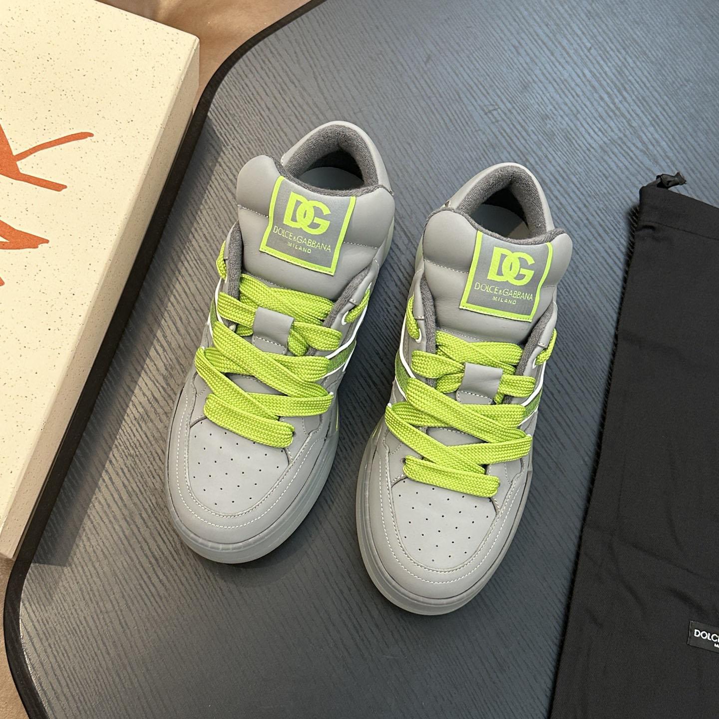 Dolce & Gabbana New Roma Label Low-Top Sneakers - DopestKickz