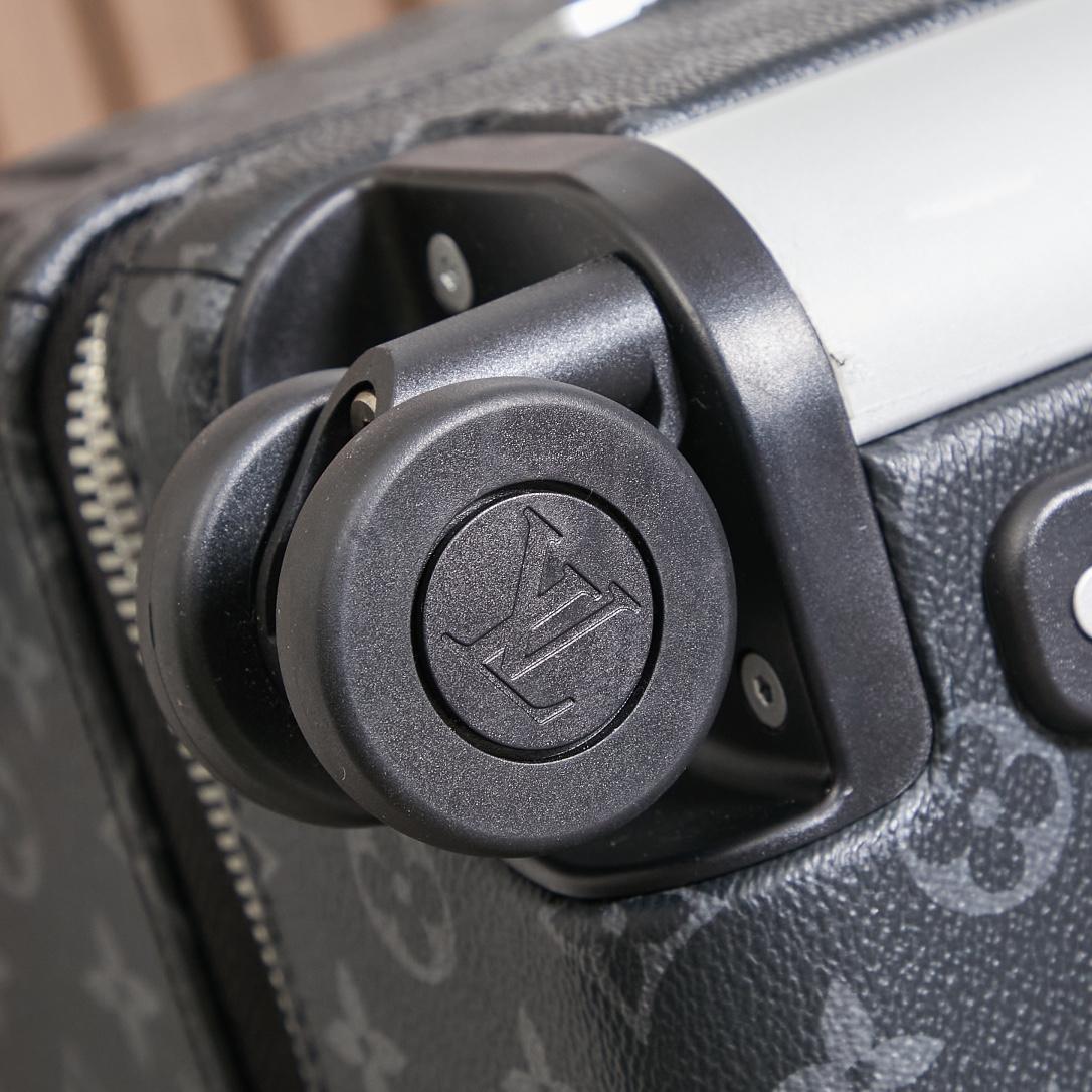 Louis Vuitton Horizon 55     M13767 - DopestKickz