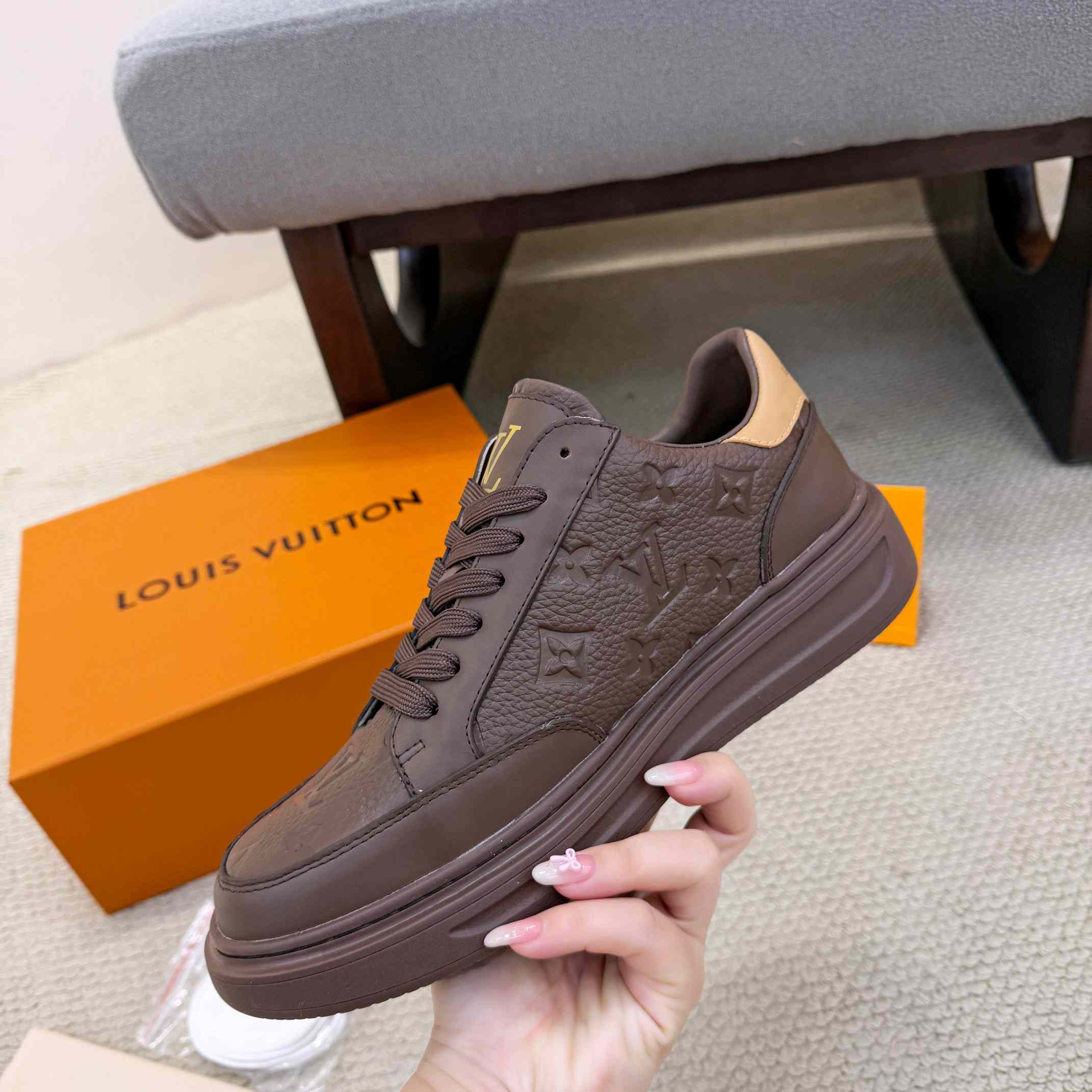 Louis Vuitton Beverly Hills Sneaker 1AJ925   - DopestKickz