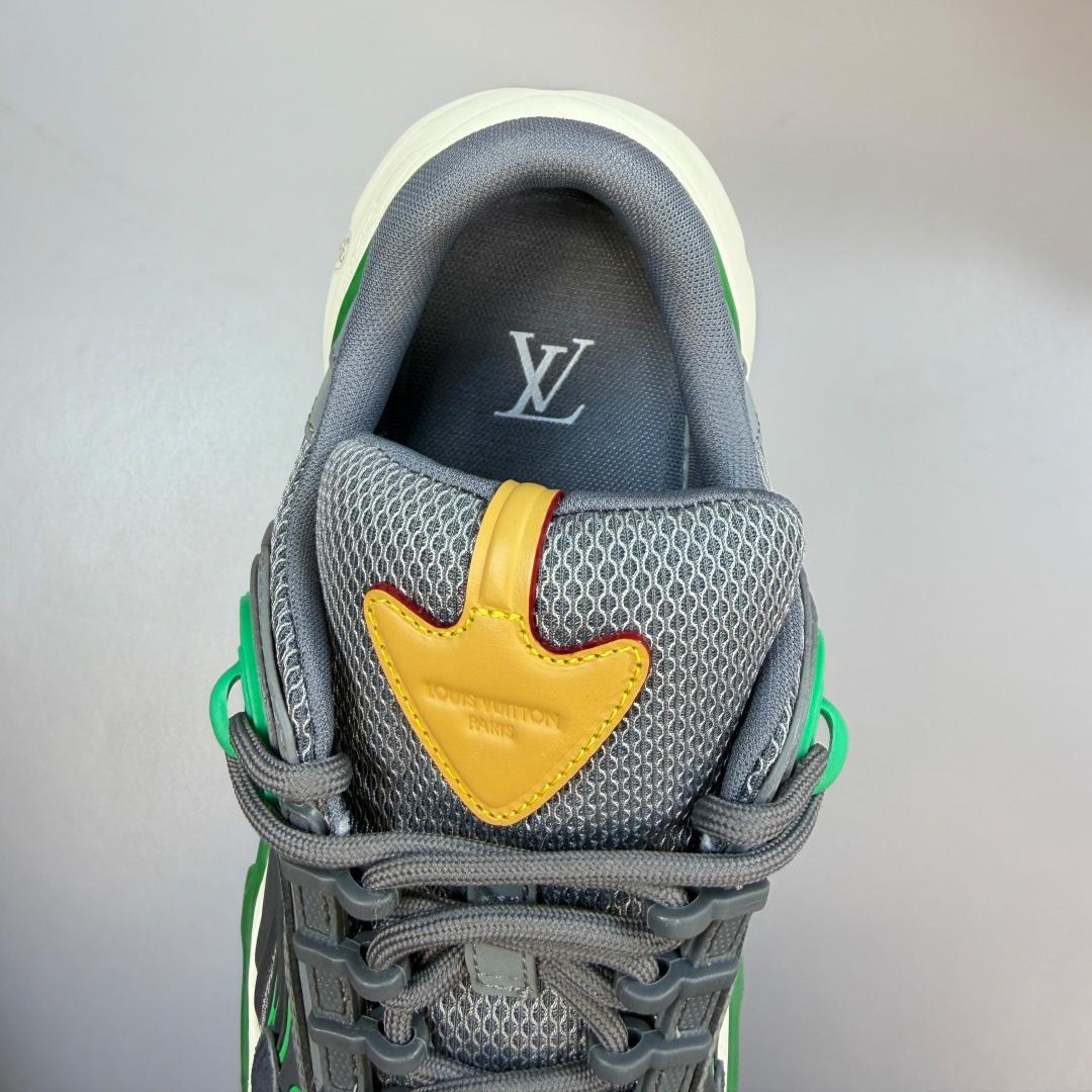 Louis Vuitton Summit Sneaker 1AJAXQ - DopestKickz