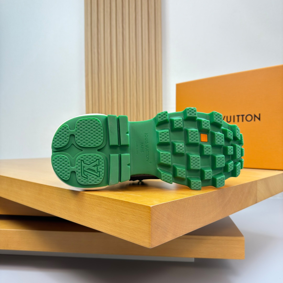 Louis Vuitton Summit Sneaker 1AJAXQ - DopestKickz