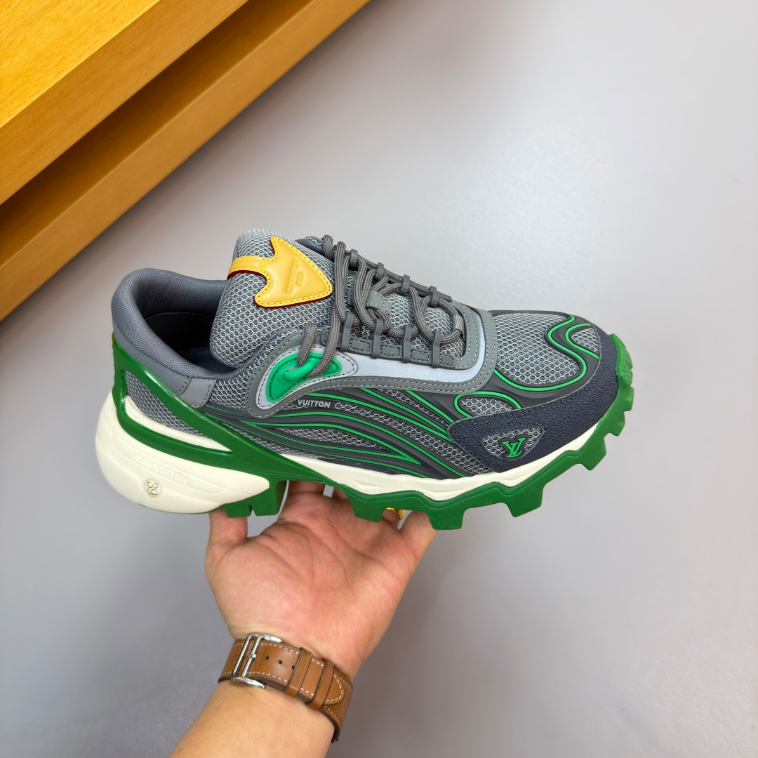 Louis Vuitton Summit Sneaker 1AJAXQ - DopestKickz