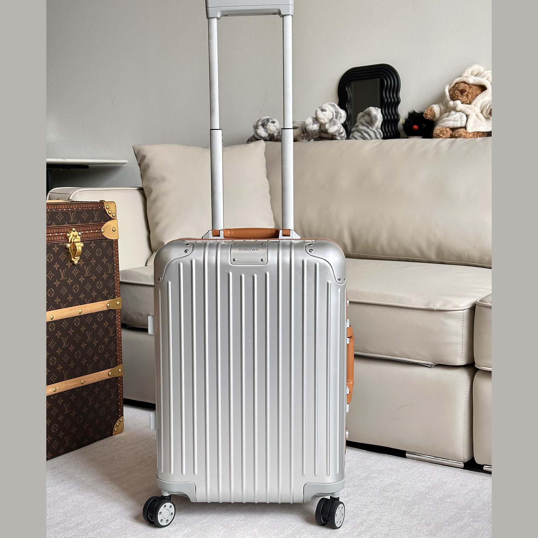 Rimowa Original Cabin Twist  - DopestKickz