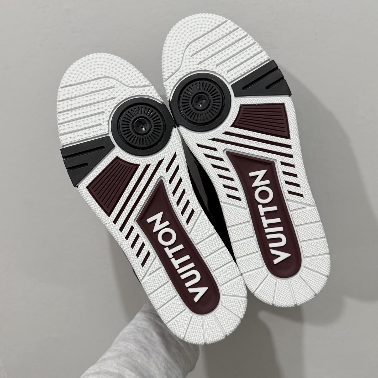 Louis Vuitton LV Trainer Sneaker    1AJ960 - DopestKickz