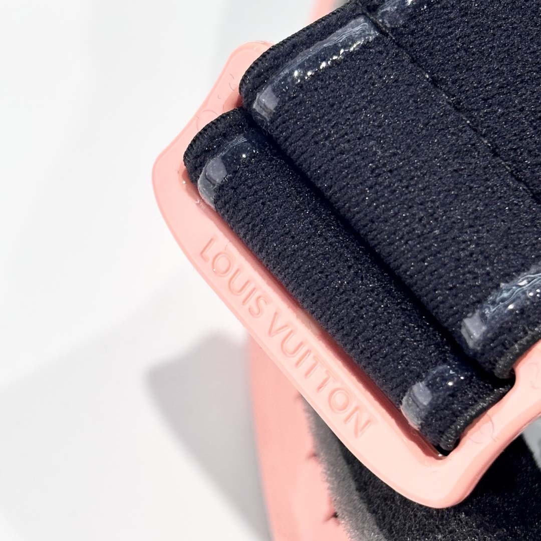 Louis Vuitton LV Snow Gradient Mask - DopestKickz