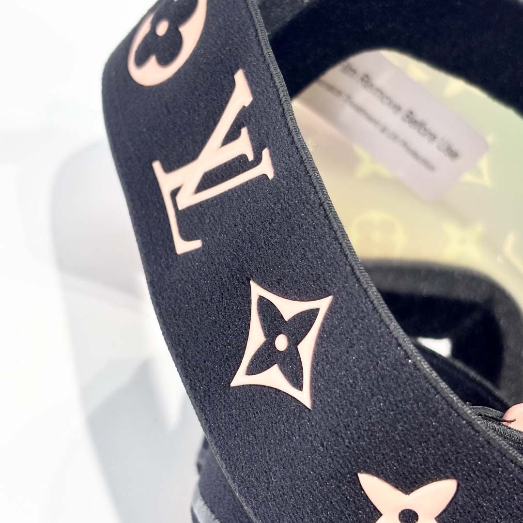 Louis Vuitton LV Snow Gradient Mask - DopestKickz