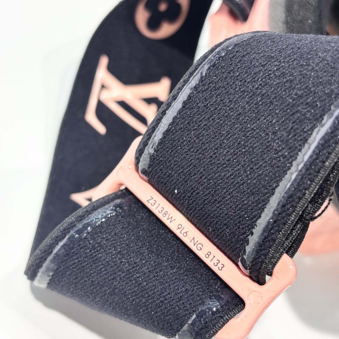 Louis Vuitton LV Snow Gradient Mask - DopestKickz