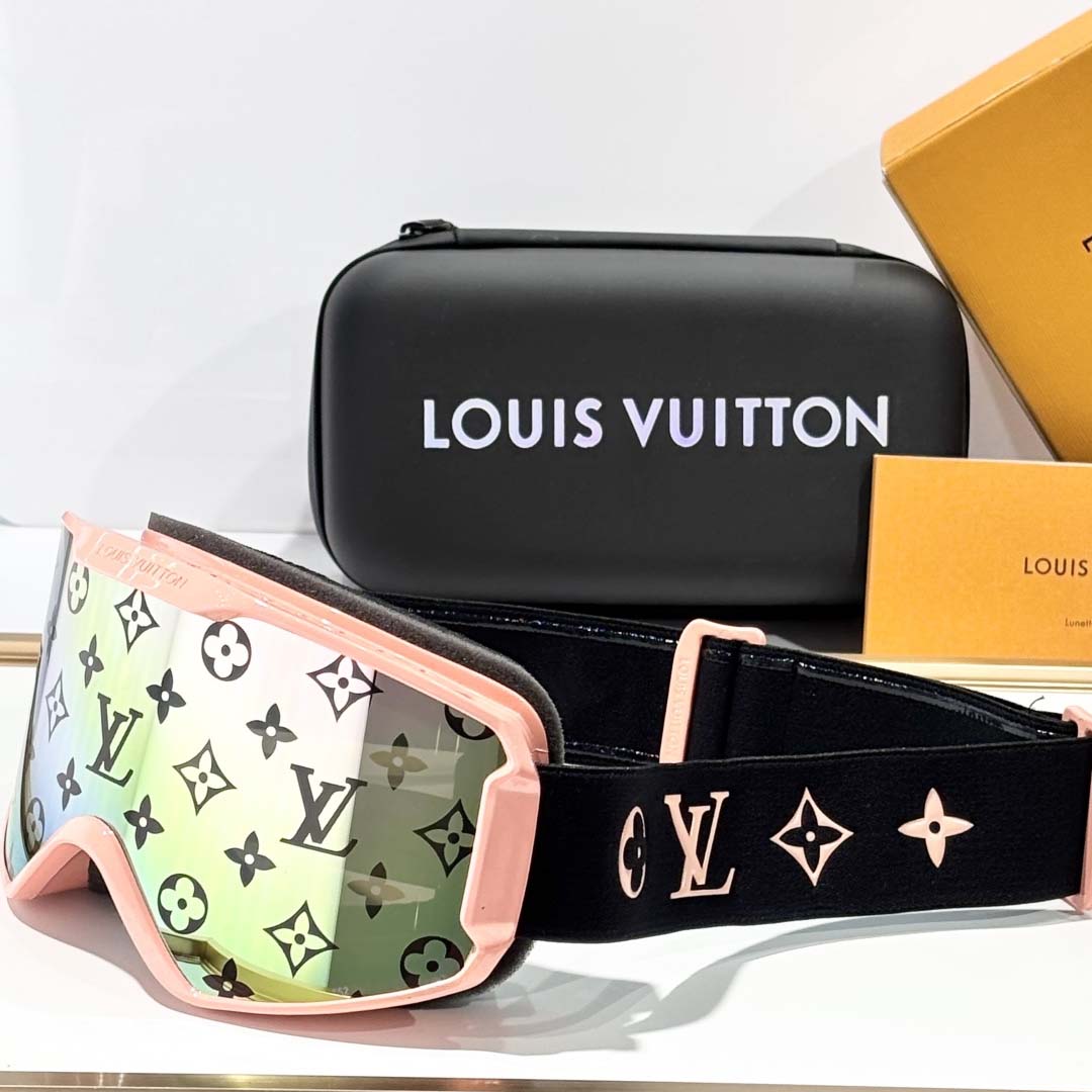 Louis Vuitton LV Snow Gradient Mask - DopestKickz