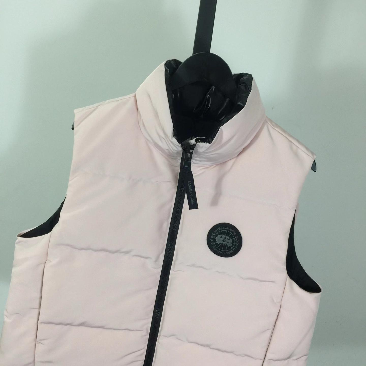 Canada Goose Cypress Puffer Vest Black Label - DopestKickz