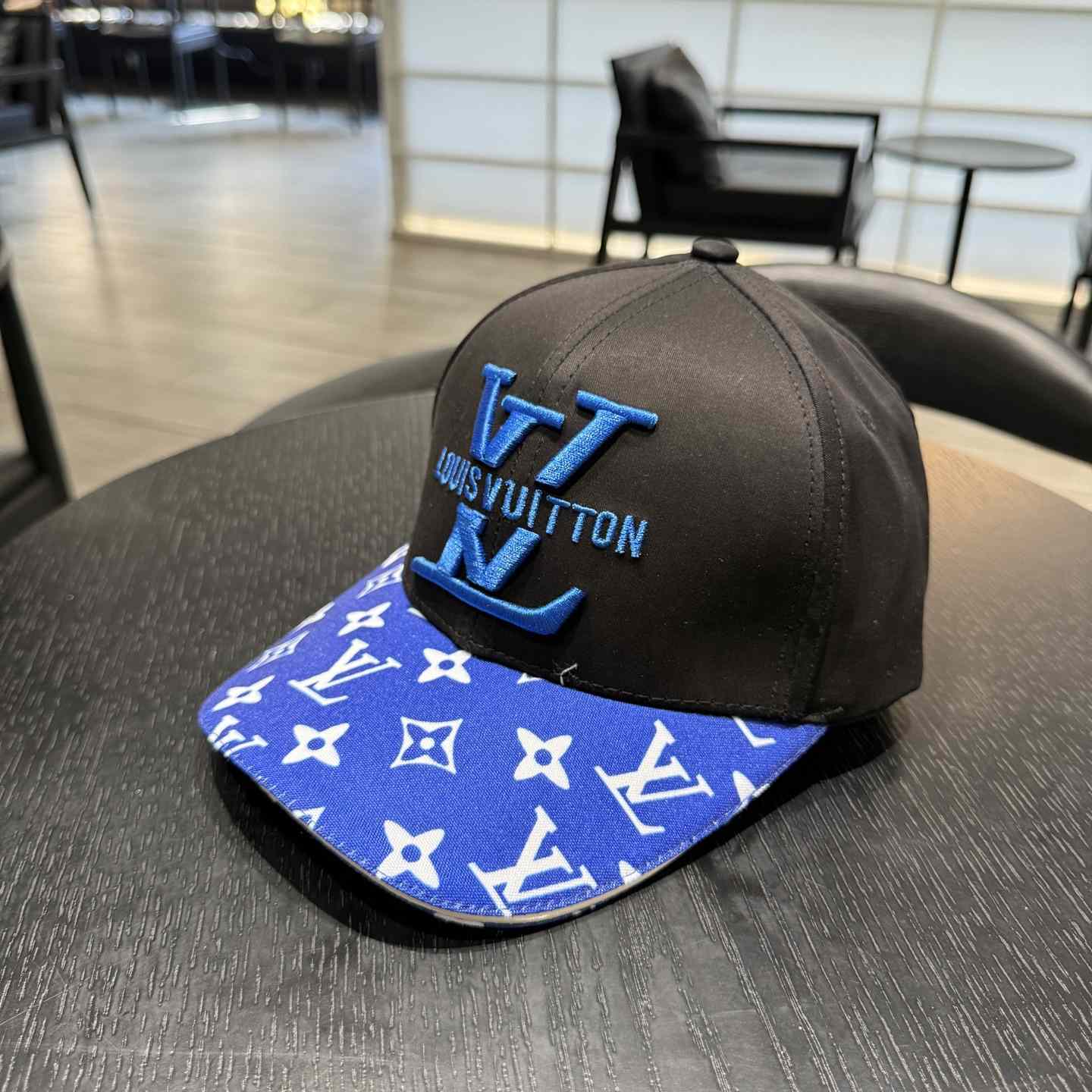 Louis Vuitton Cap - DopestKickz