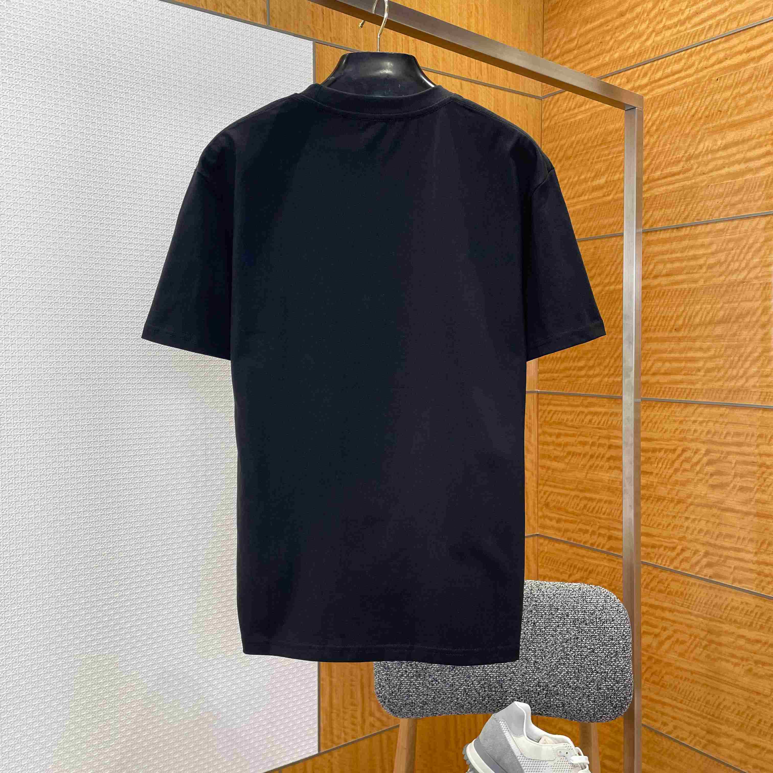 Dior T-Shirt with Dior Embroidery Black - DopestKickz