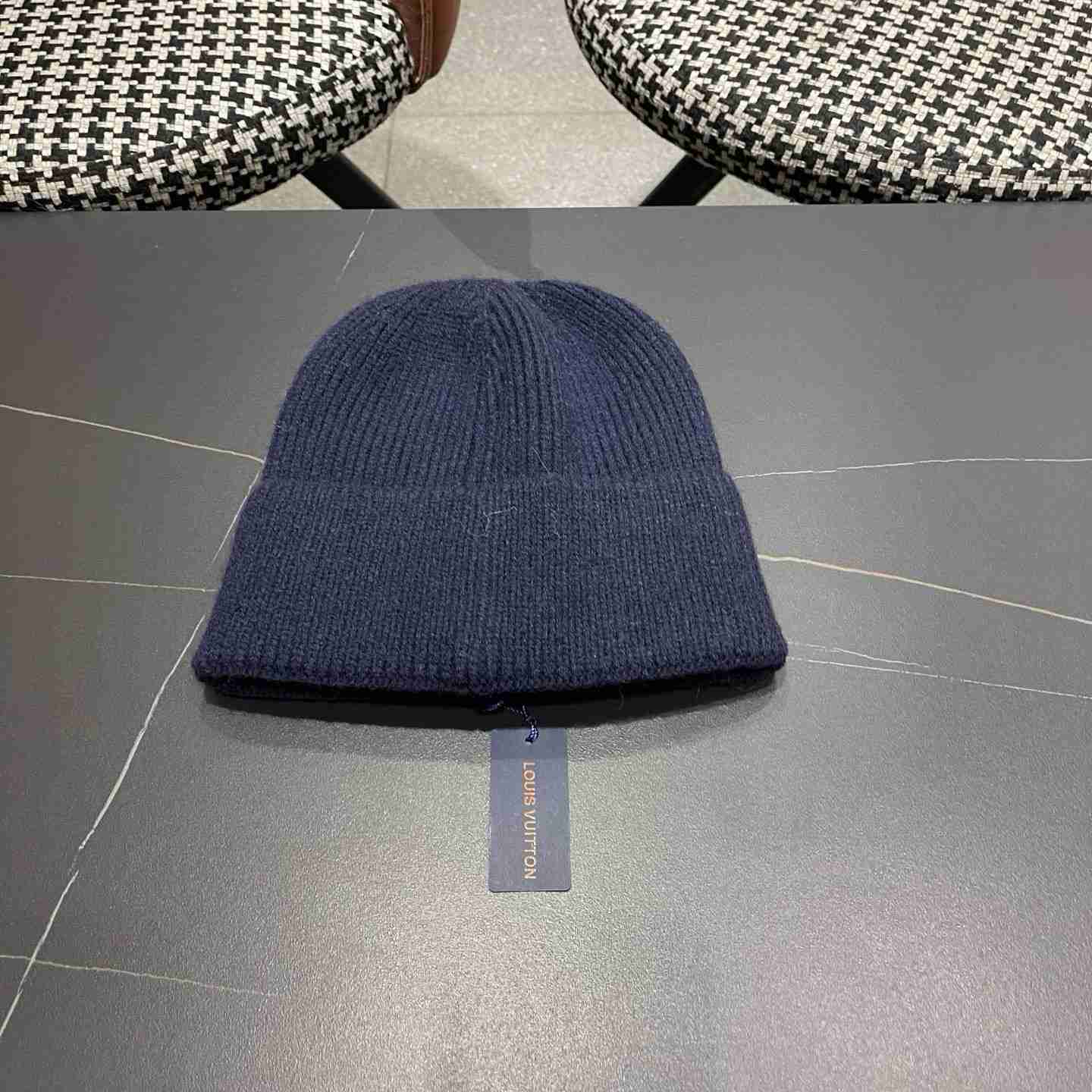 Louis Vuitton Beanie    - DopestKickz