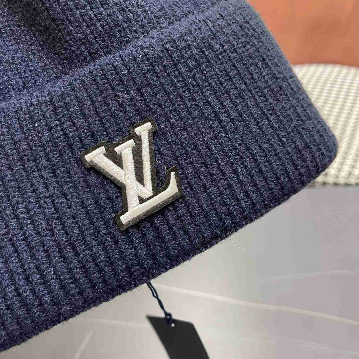 Louis Vuitton Beanie    - DopestKickz