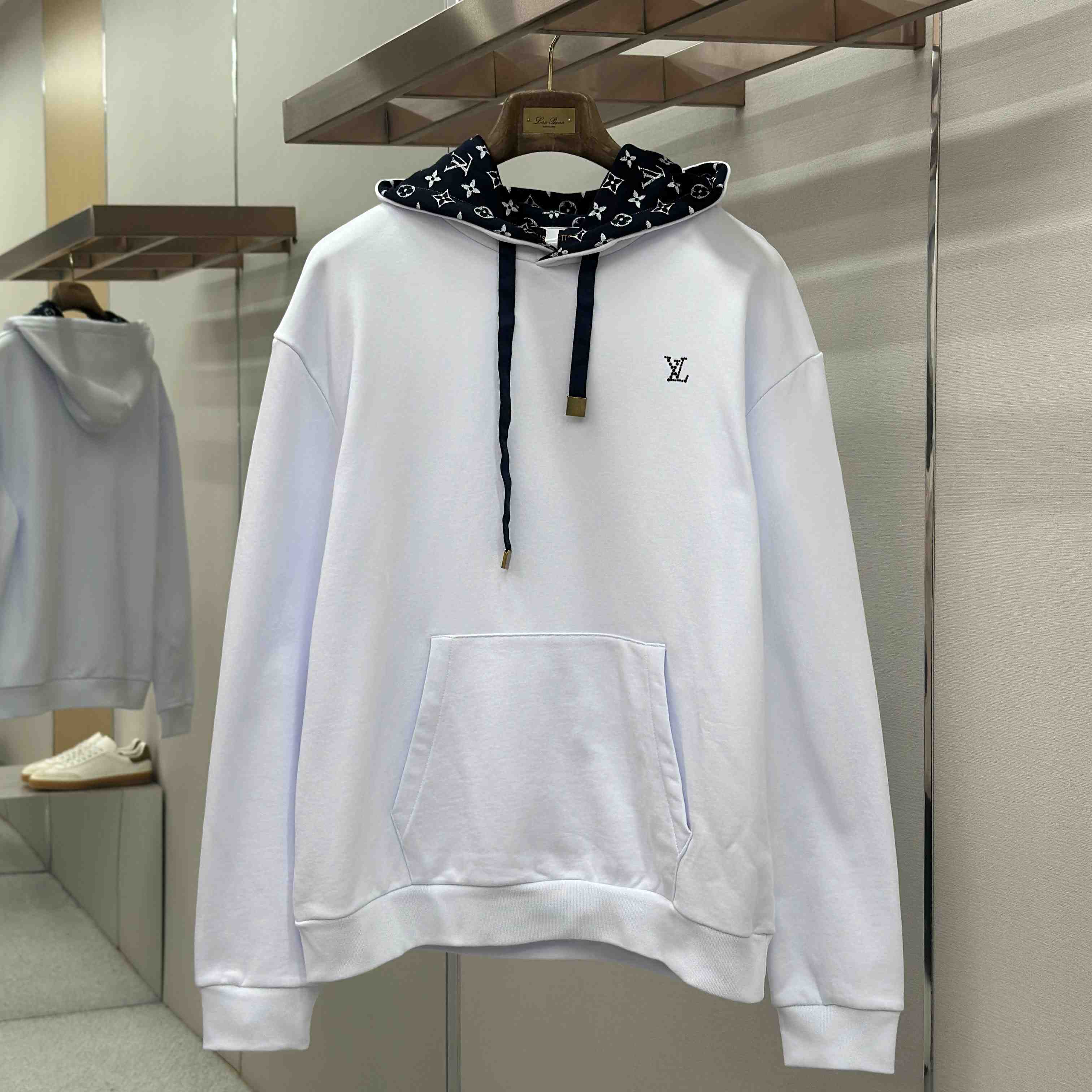 Louis Vuitton Cotton Hoodie 1AHUGK - DopestKickz
