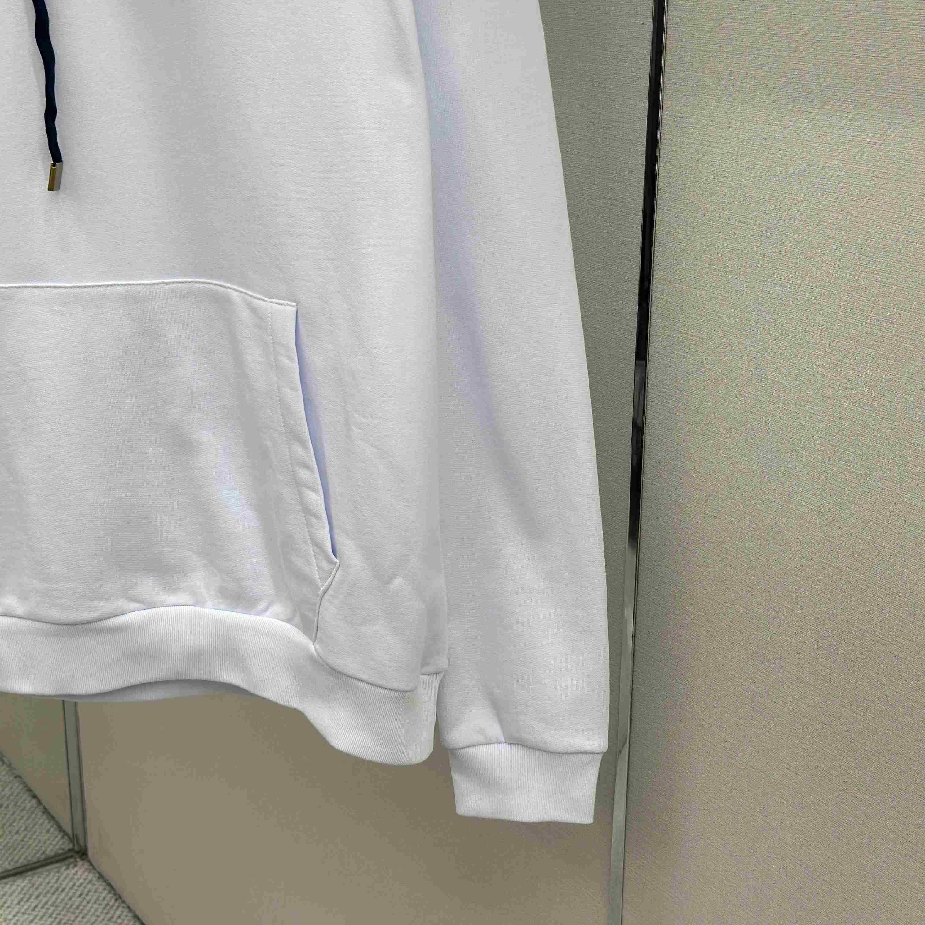 Louis Vuitton Cotton Hoodie 1AHUGK - DopestKickz