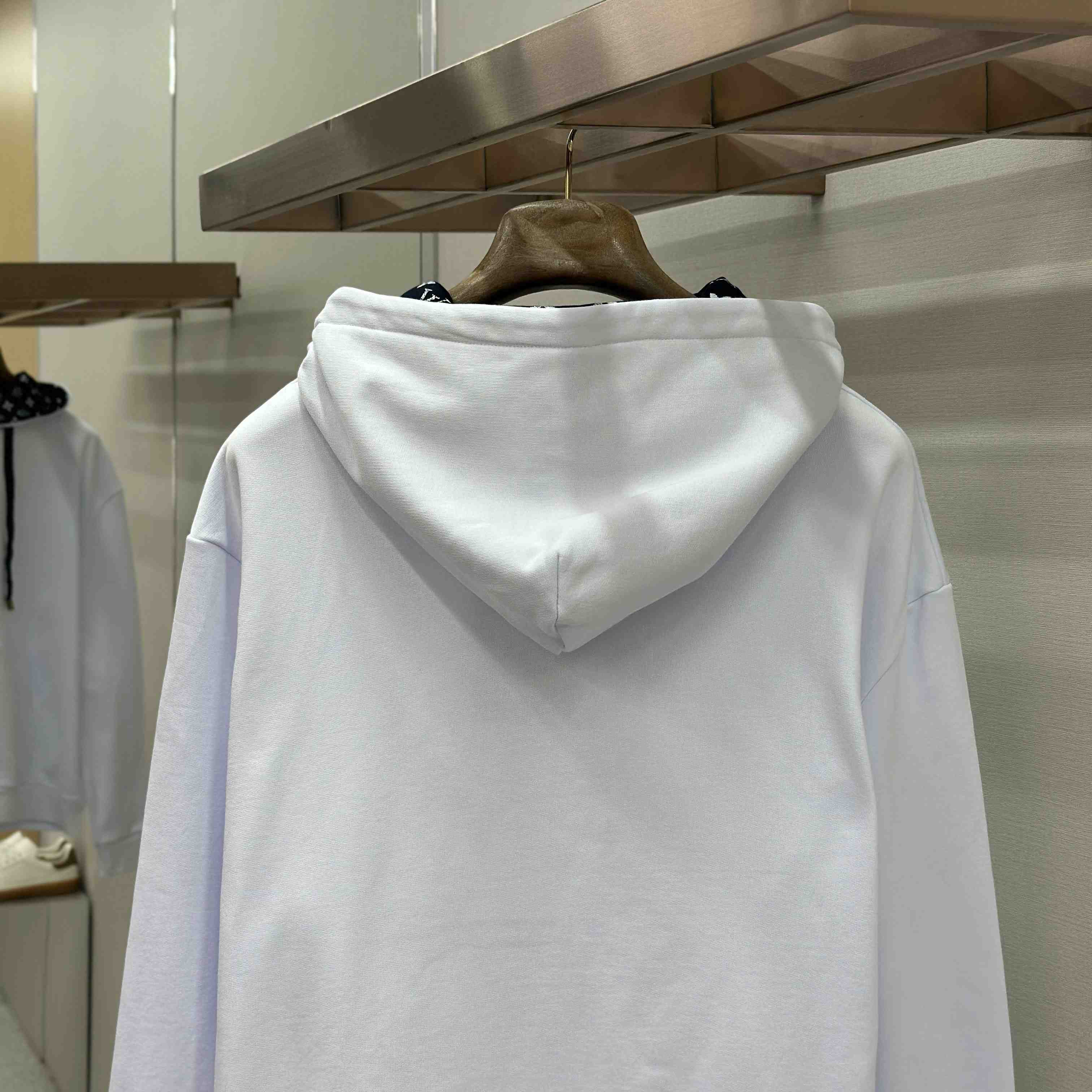 Louis Vuitton Cotton Hoodie 1AHUGK - DopestKickz