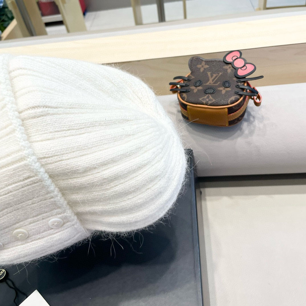 Gucci Beanie    - DopestKickz