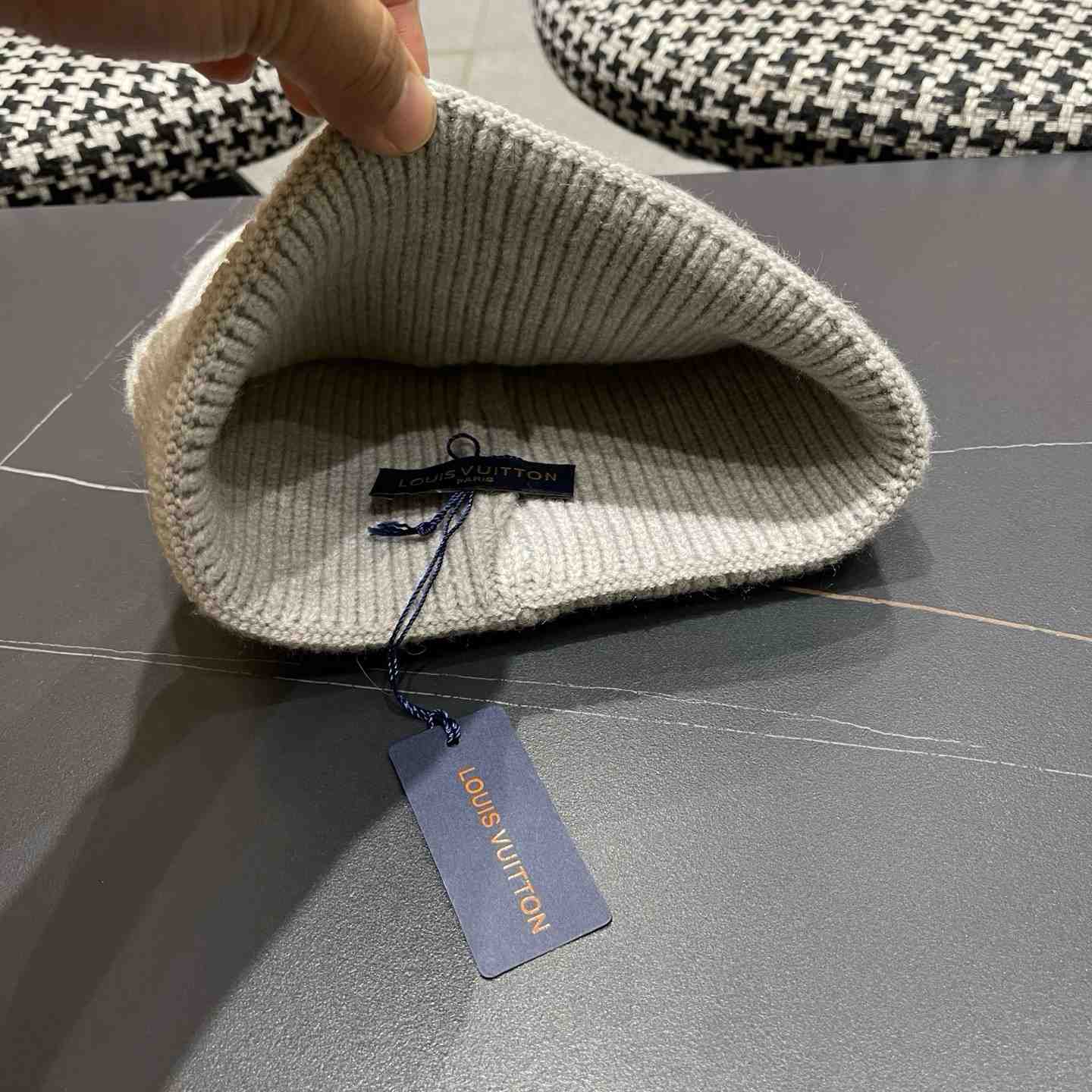 Louis Vuitton Beanie    - DopestKickz