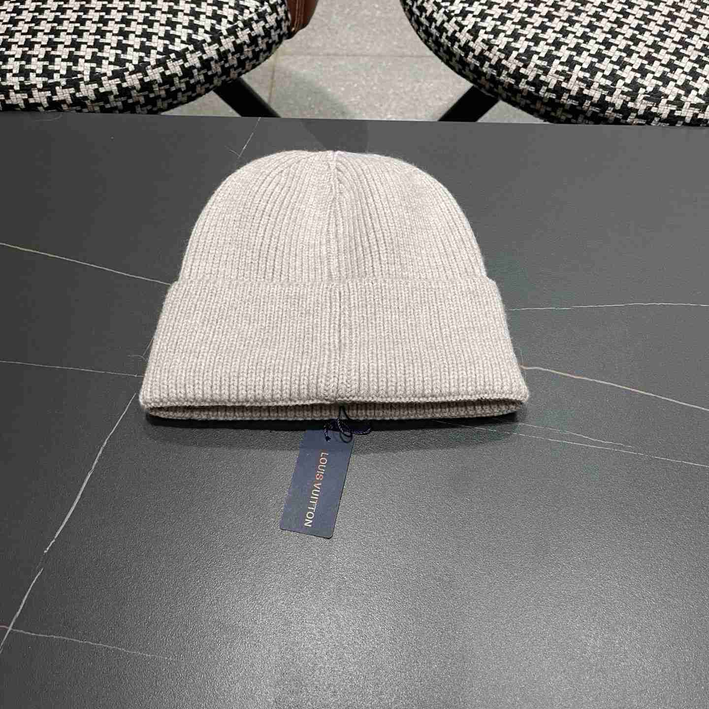Louis Vuitton Beanie    - DopestKickz