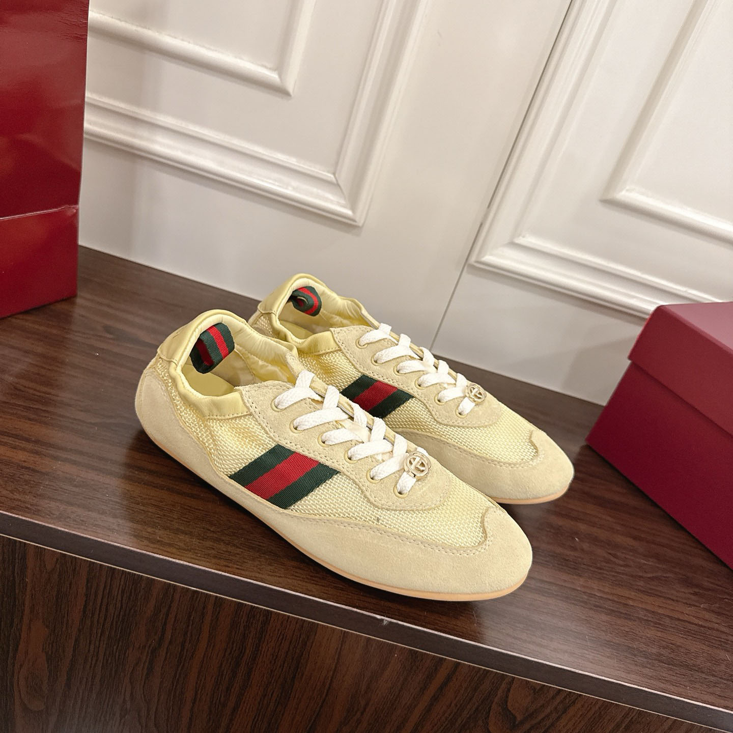 Gucci Women's Gucci Shift Sneaker - DopestKickz