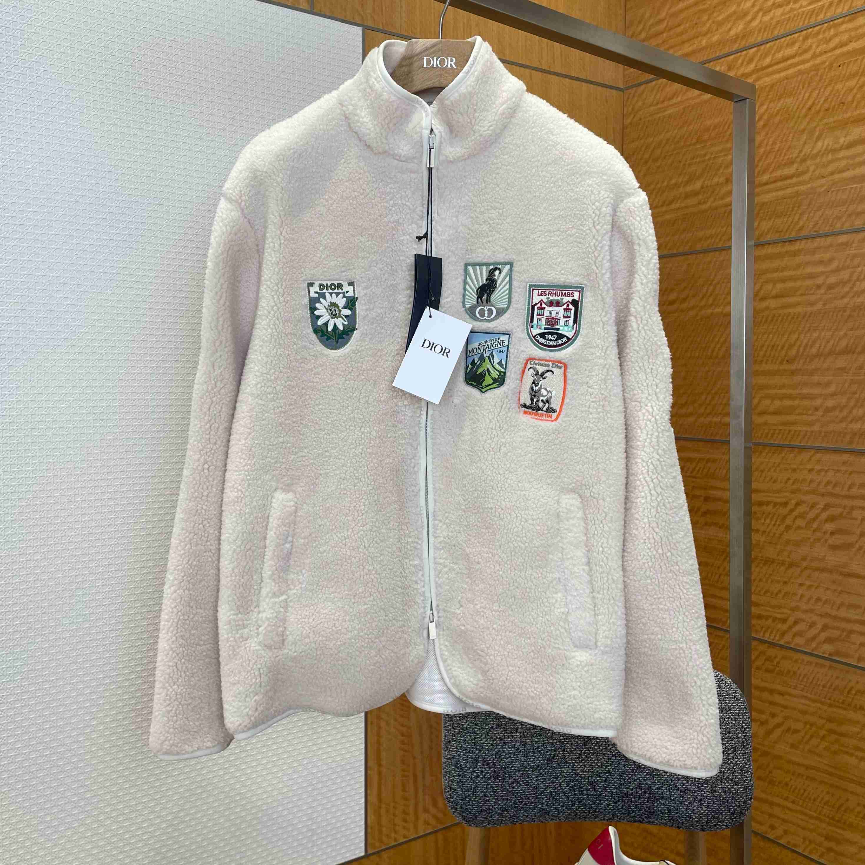 Dior  Mountain Fleece - DopestKickz