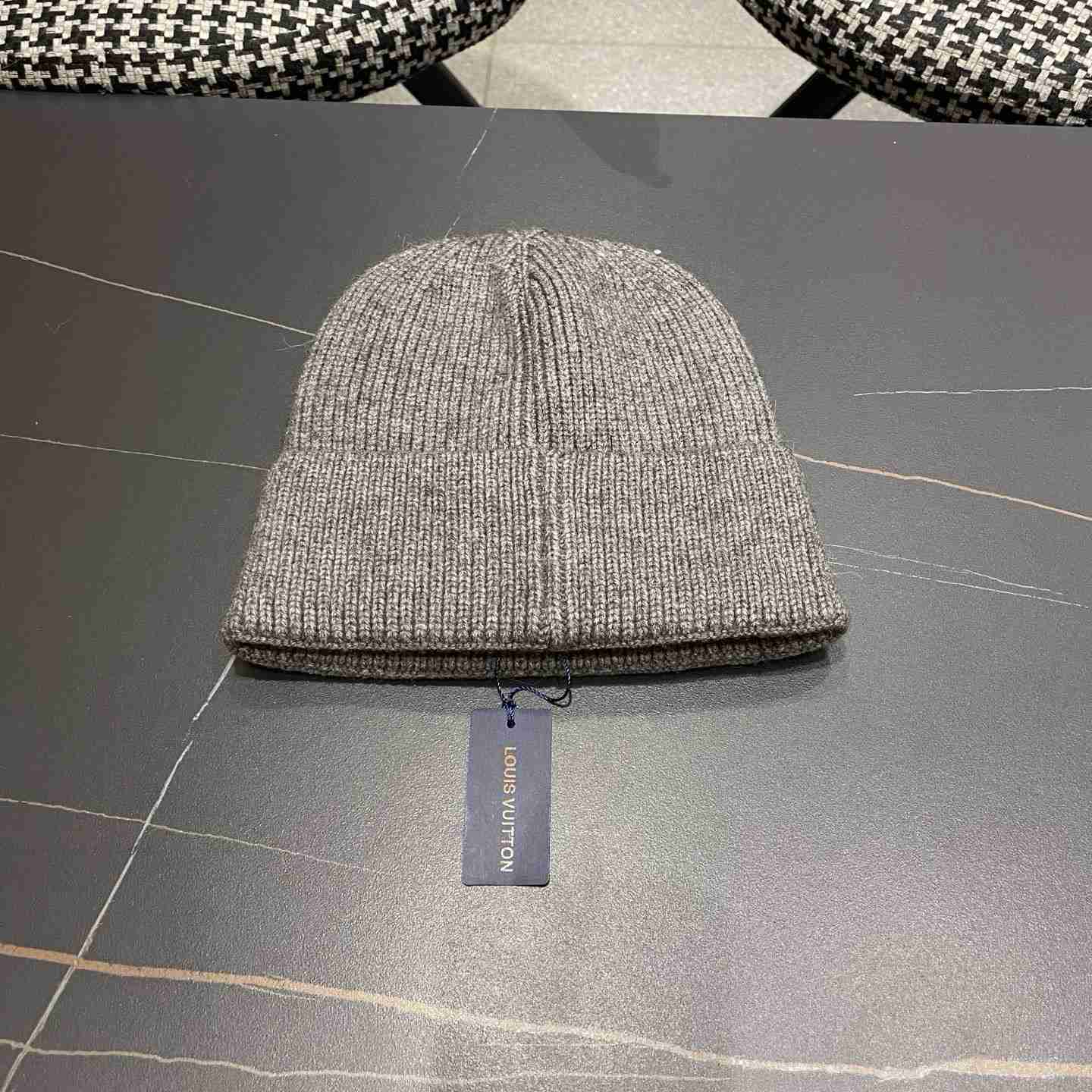 Louis Vuitton Beanie    - DopestKickz