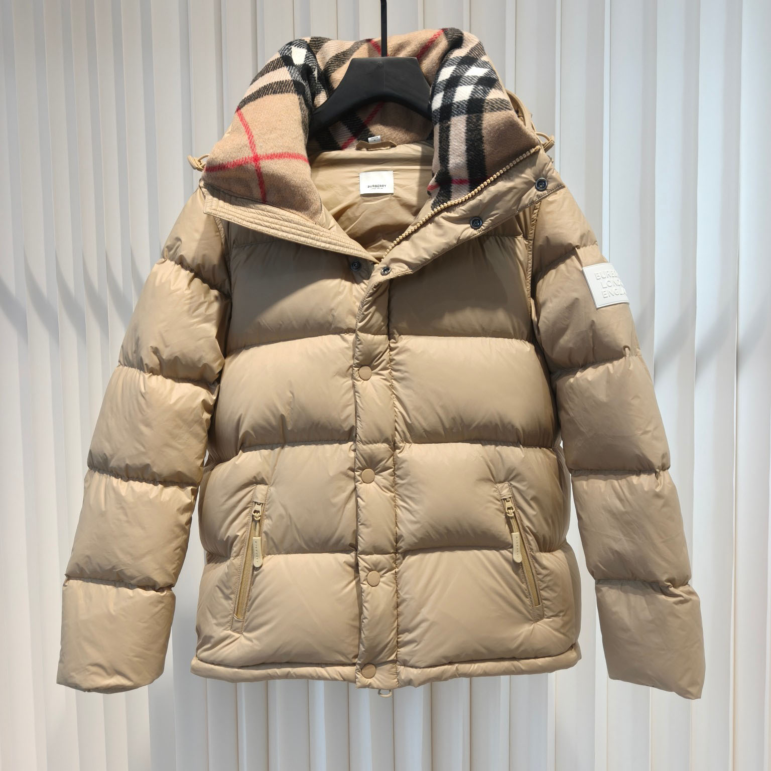 Burberry Detachable Sleeve Hooded Puffer Jacket - DopestKickz