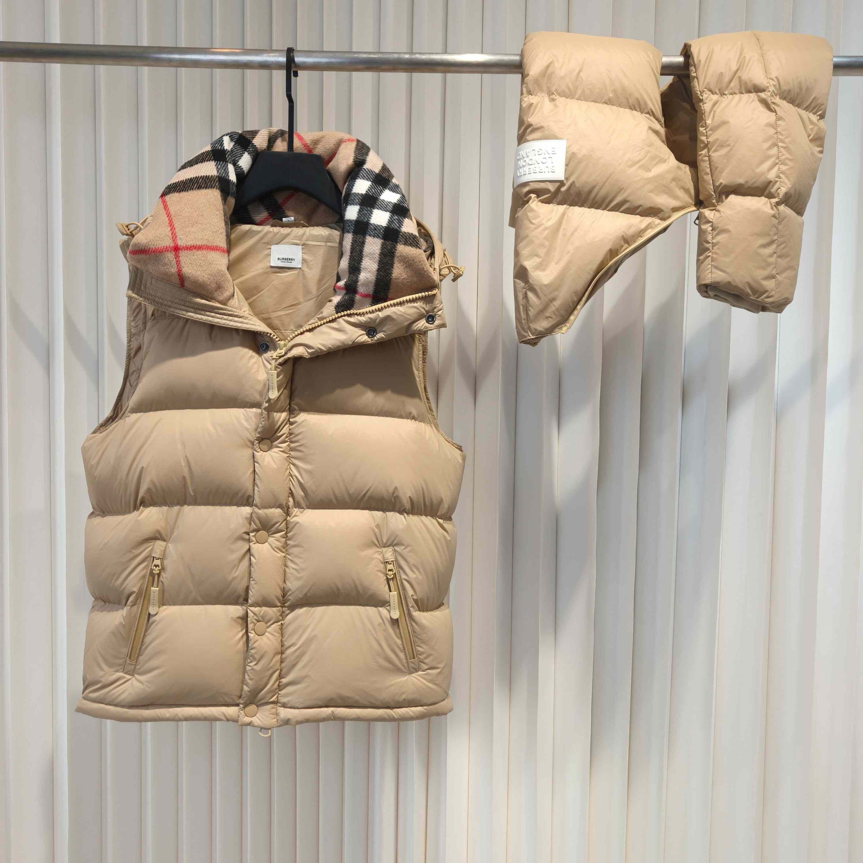 Burberry Detachable Sleeve Hooded Puffer Jacket - DopestKickz